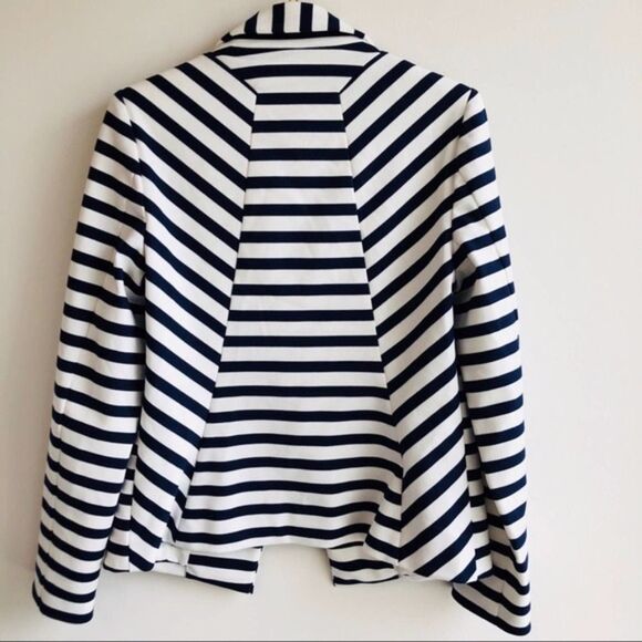 Chico’s blue and white striped blazer NWOT - Picture 4 of 4